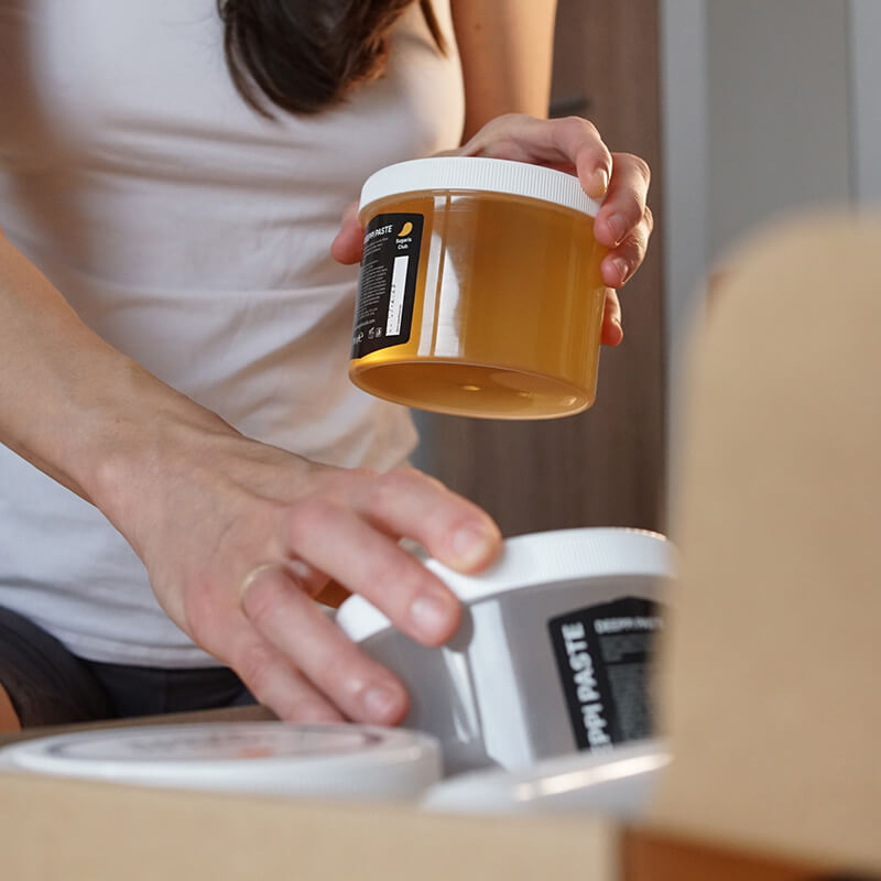 Поповнення Shoobox пастою